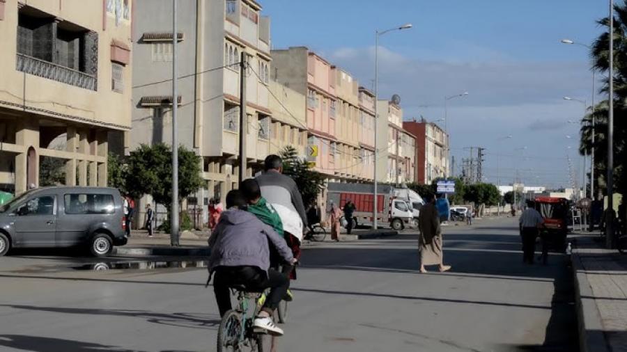 ?مشرع بلقصيري : الفوضى تعم شارع الجيش الملكي  في غياب تنظيم المجال من المسؤول ؟!